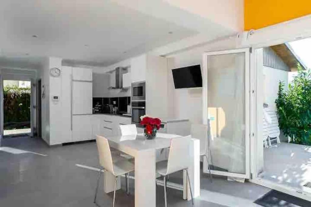 4 Pers - Le Garden - 10 Min De Disney Apartman Bailly-Romainvilliers Kültér fotó